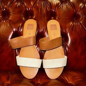 DV by Dolce Vita ‘Baily Slide Sandal’ Tan and white Size 9.5